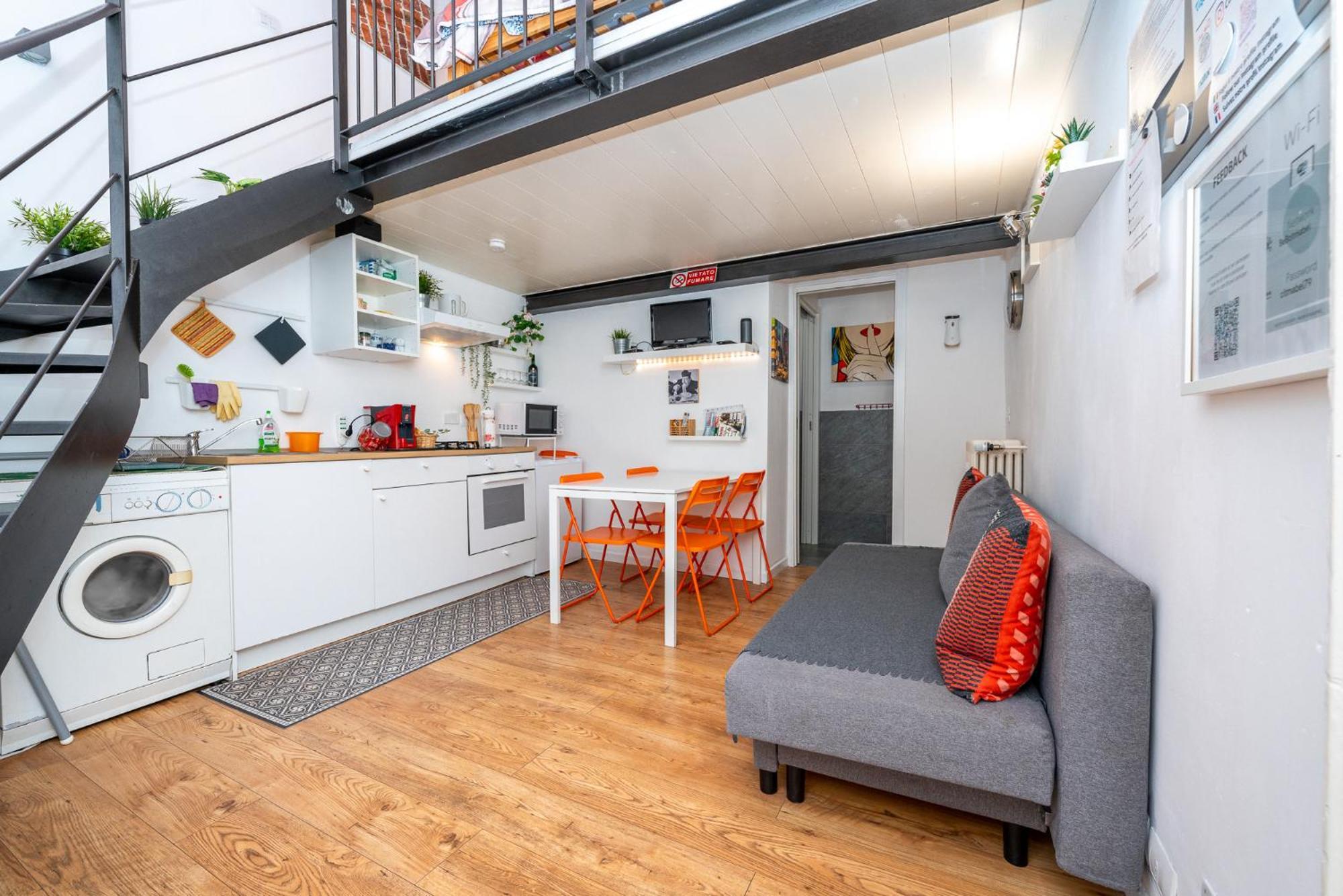 Stagabin Little Loft Near Porta Susa Station And Subway Torino Dış mekan fotoğraf